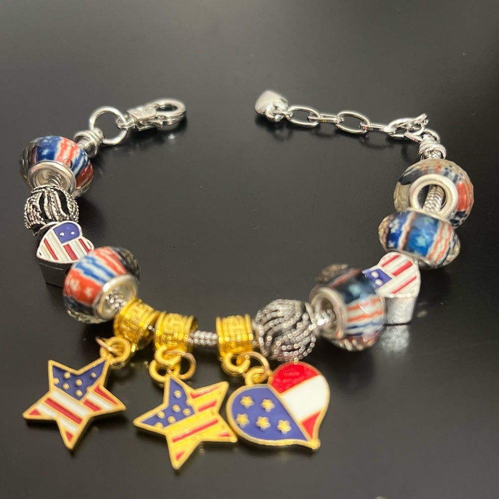 USA Patriotic Charm Bracelet – 11 Interchangeable Charms | 4th of July Ready NEW - Picture 8 of 10